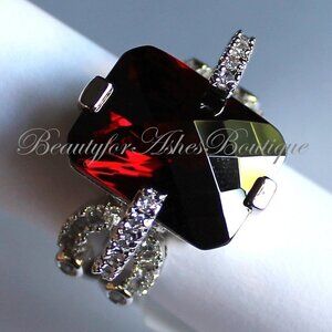 Womens Glamour Checker Cut Cubic Zirconia Garnet Red Dark Cherry Gala Cz Ring